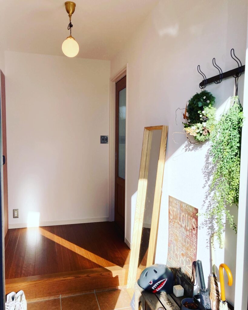 シンプル玄関照明